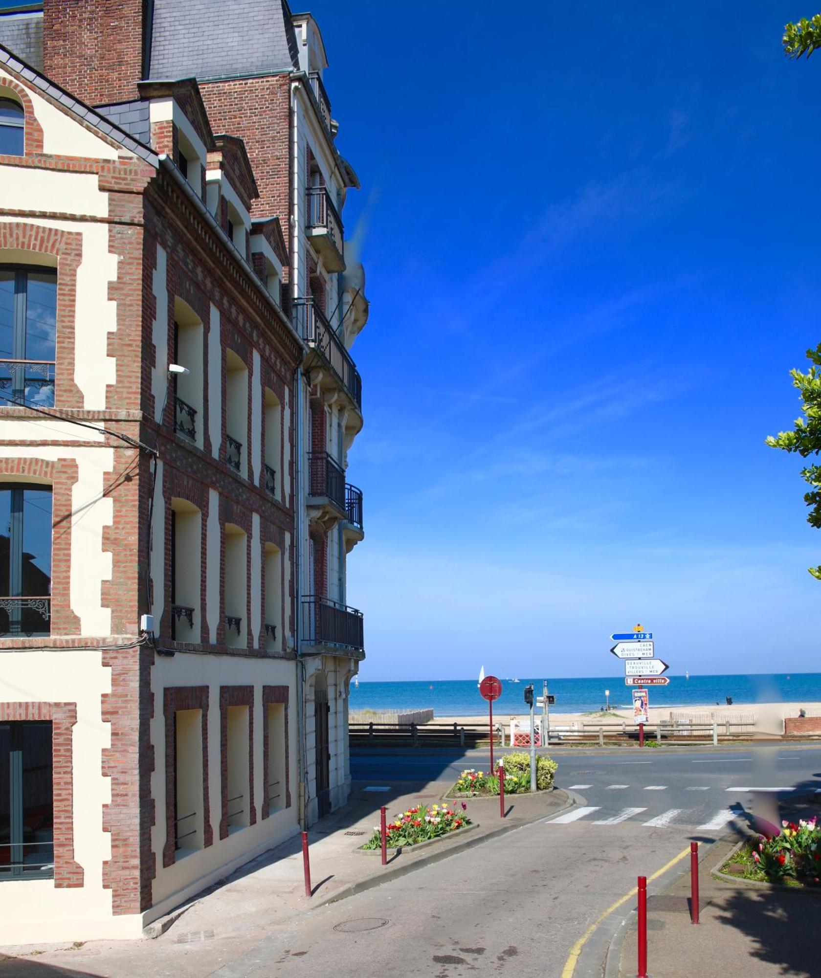 Nid Douillet A 30 Metres De La Grande Plage De Houlgate - Residence La Vague - Экстерьер фото
